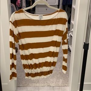 Evereve - Peyton Jensen long sleeved top